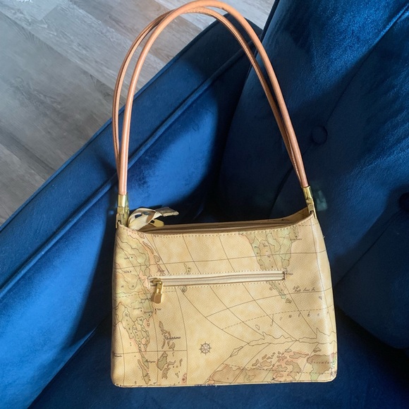vintage y2k vegan leather handbag in tan map print - Picture 2 of 4